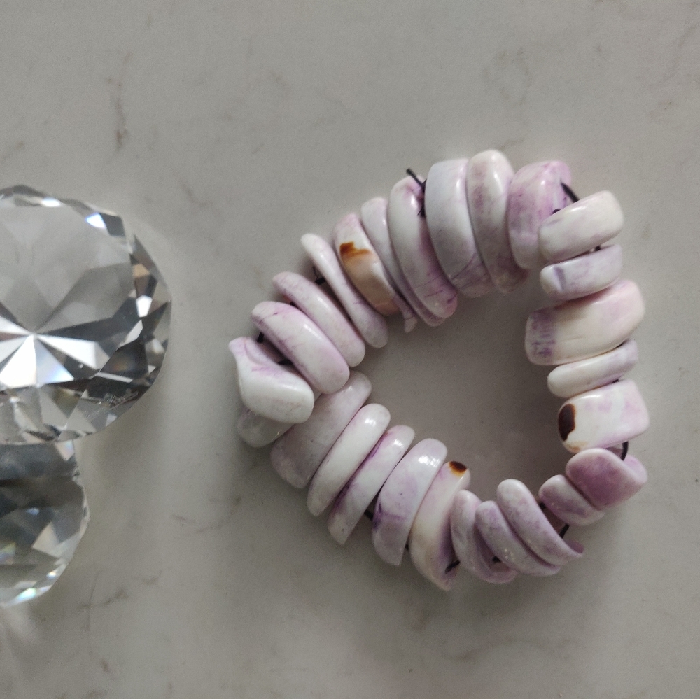 Shell stretchy bracelet - Picture 3 of 5